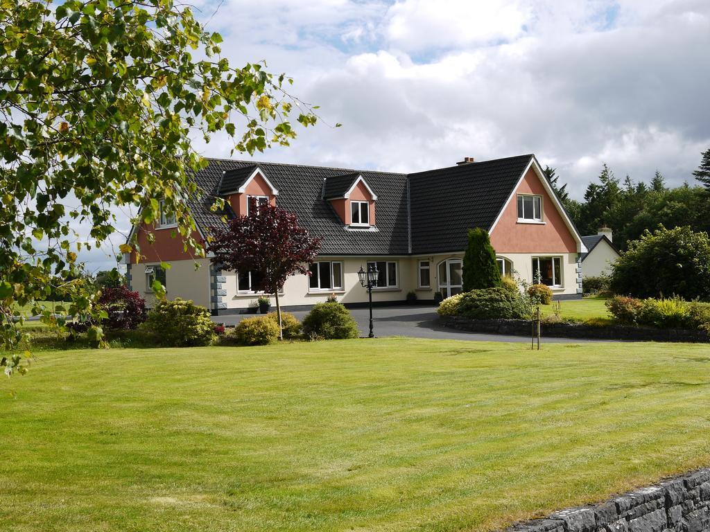 Nymphsfield House Bed & Breakfast Cong Dış mekan fotoğraf