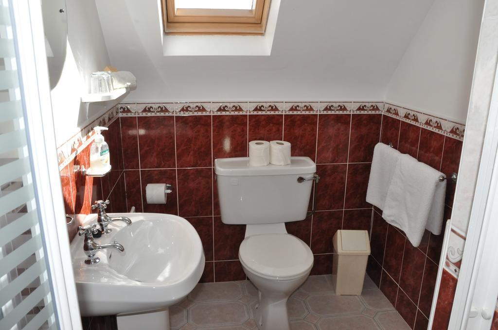Nymphsfield House Bed & Breakfast Cong Dış mekan fotoğraf